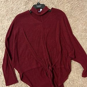 Cropped maroon top